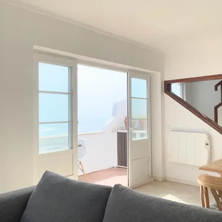 Azenhas Do Mar House 度假居 *