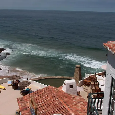 Azenhas Do Mar House 펜션 *