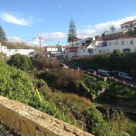 Azenhas Do Mar House Casa de Férias *