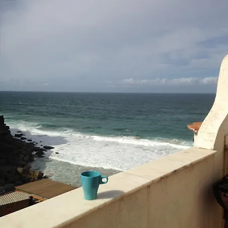 Casa de Férias Azenhas Do Mar House