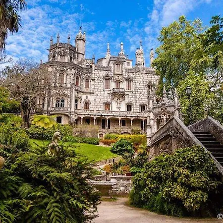 Azenhas Do Mar House * Sintra