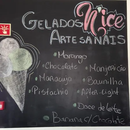 Azenhas Do Mar House 신트라