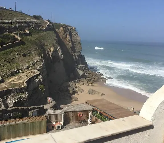 Azenhas Do Mar House * Sintra