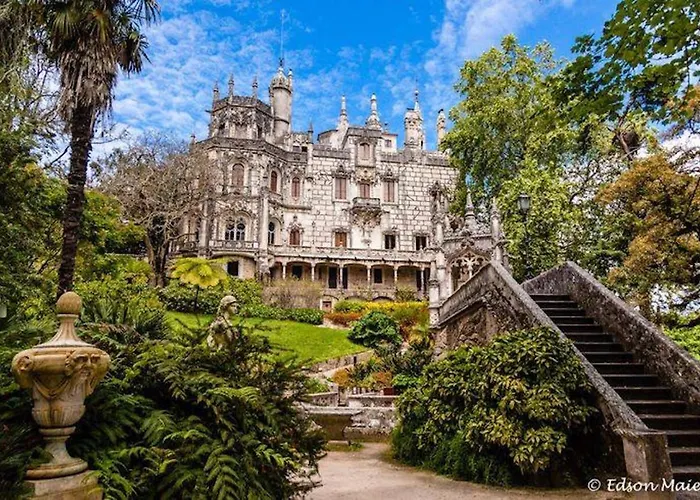 Azenhas Do Mar House * Sintra
